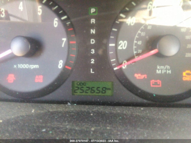 2006 HYUNDAI ELANTRA GLS/LIMITED VIN: KMHDN46D26U227272