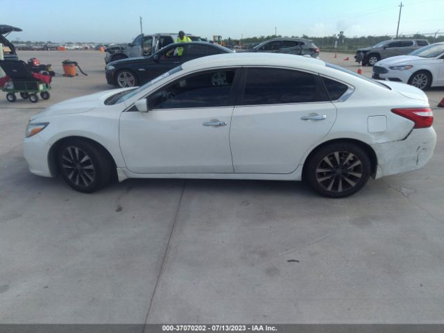 1N4AL3AP4HC497384 Nissan Altima 2.5 Sv