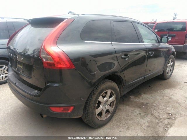 2011 VOLVO XC60 3.2L VIN: YV4952DL7B2214335