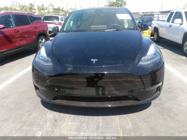 7SAYGDEE4NF382667 Tesla Model Y Long Range