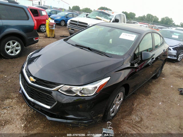 Chevrolet CRUZE LS 2018 1G1BC5SM3J7165801 Image 2