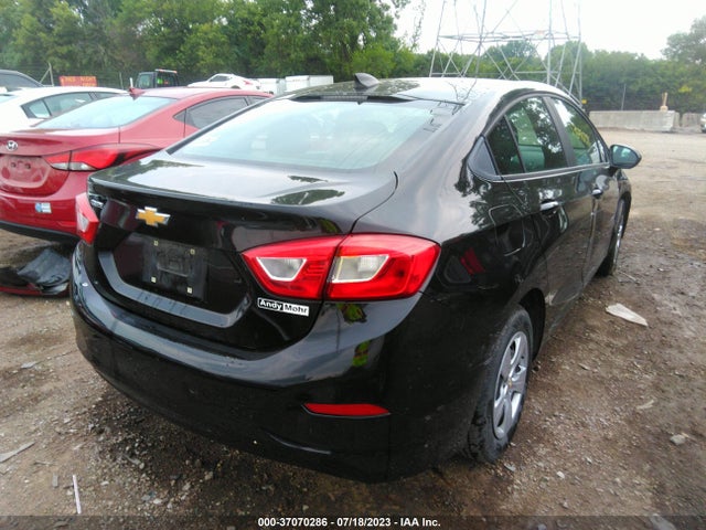 2018 CHEVROLET CRUZE LS VIN: 1G1BC5SM3J7165801