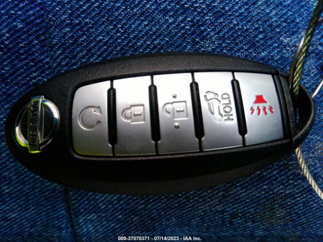 JN8AT2MT7JW469746 Nissan Rogue Sl
