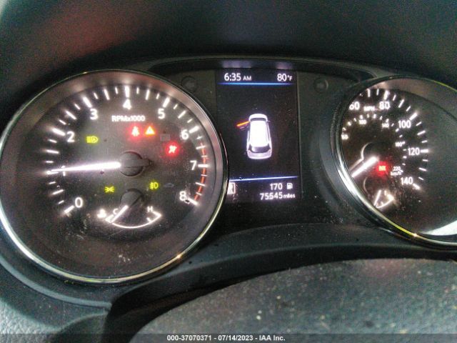 JN8AT2MT7JW469746 Nissan Rogue Sl