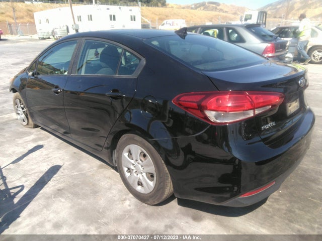 2018 KIA FORTE LX VIN: 3KPFK4A78JE251817