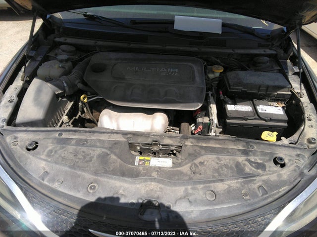 1C3CCCAB8FN650037 Chrysler 200 Limited