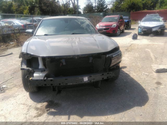 2C3CDXHG2JH133579 Dodge Charger Sxt Plus