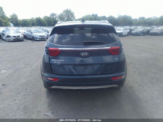 KNDPNCAC9J7425980 KIA Sportage Ex