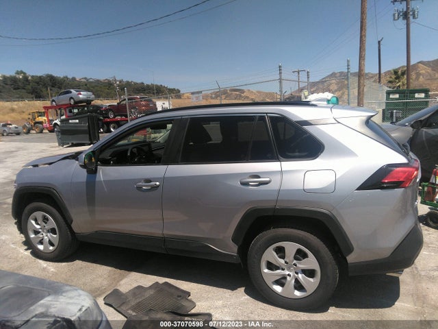 Toyota RAV4 LE 2021 JTMG1RFV9MD531649 Image 7