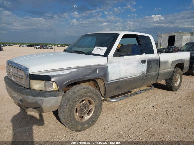 2001 DODGE RAM 2500 VIN: 3B7KC23731G227197