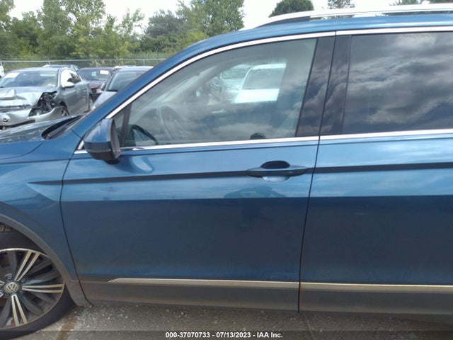 3VV2B7AX0JM029294 Volkswagen Tiguan Sel/se