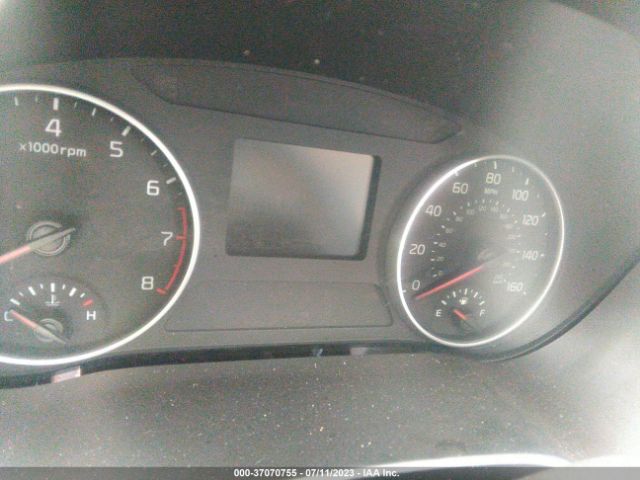 KNDEUCA25M7115704 KIA SELTOS S