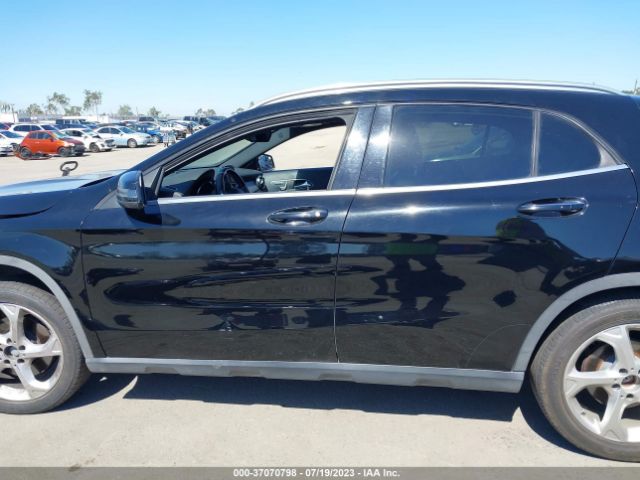 WDCTG4GB4JJ390629 Mercedes-Benz Gla Gla 250