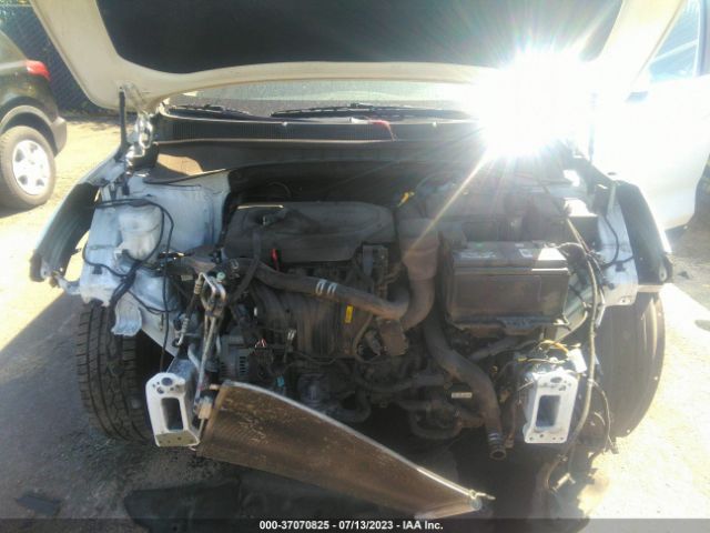 5XYPGDA35JG353436 KIA SORENTO LX