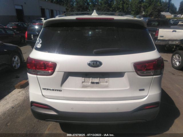5XYPGDA35JG353436 KIA SORENTO LX