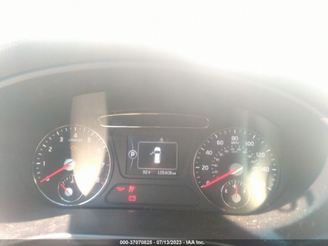 5XYPGDA35JG353436 KIA SORENTO LX