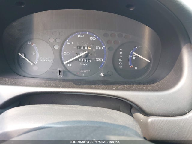 1998 HONDA CIVIC DX VIN: 2HGEJ6447WH110505
