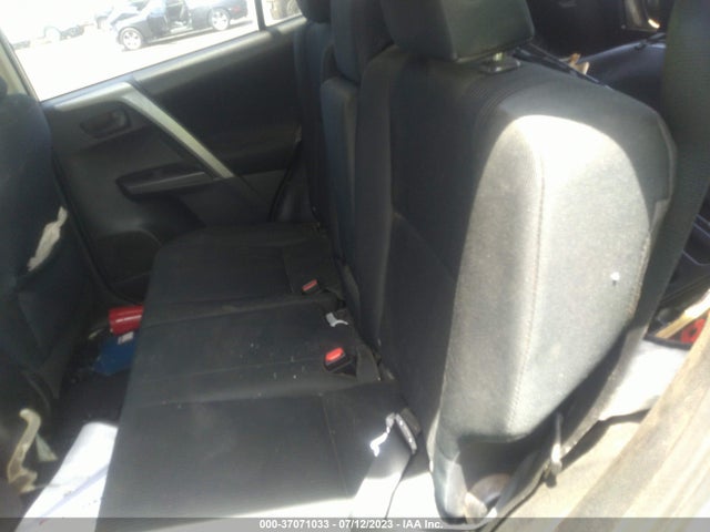 Toyota RAV4 LE 2018 2T3BFREVXJW741222 Image 15