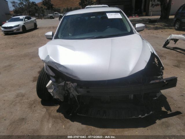 3N1AB7AP4JY206693 Nissan SENTRA SR
