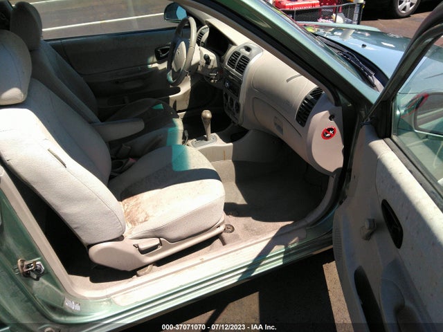 2005 HYUNDAI ACCENT GLS/GT VIN: KMHCG35C65U332498
