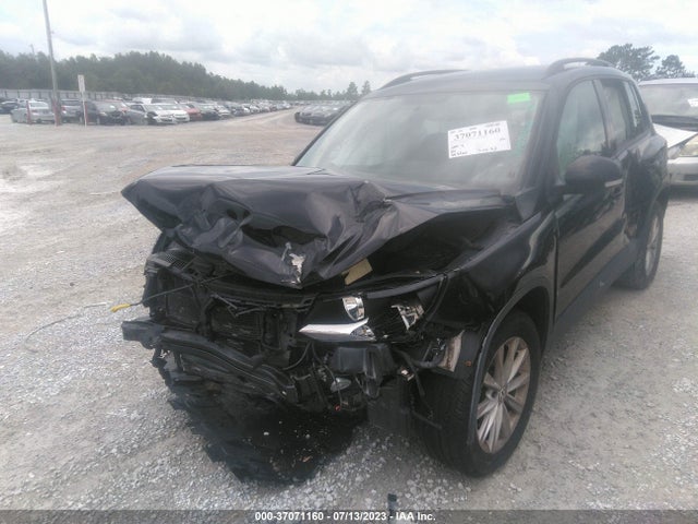 WVGBV7AX2JK002123 Volkswagen TIGUAN LIMITED