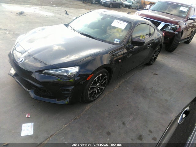 2018 Toyota 86, VIN: JF1ZNAA16J8700975
