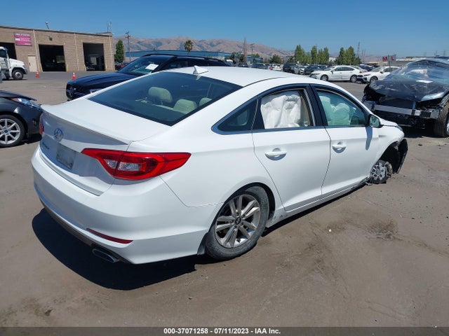 Hyundai SONATA SE 2017 5NPE24AF7HH474570 Image 4