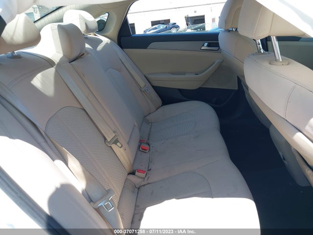 Hyundai SONATA SE 2017 5NPE24AF7HH474570 Image 8