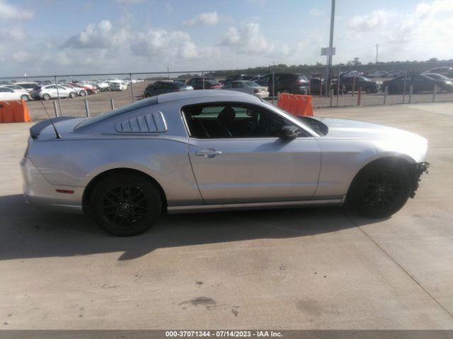 1ZVBP8AM1E5230884 Ford Mustang V6