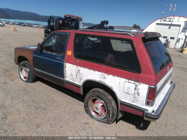 1985 CHEVROLET BLAZER S10 VIN: 1G8CT18B0F0140570