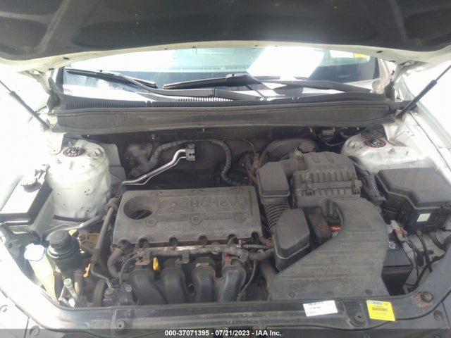 2012 HYUNDAI SANTA FE GLS VIN: 5XYZGDAB4CG092805
