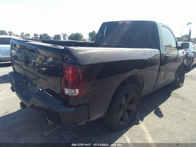 3C6JR6AT8EG280881 RAM 1500 Express