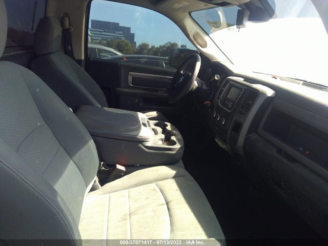 3C6JR6AT8EG280881 RAM 1500 Express