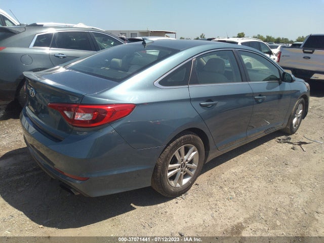 Hyundai SONATA SE 2017 5NPE24AFXHH565199 Image 4