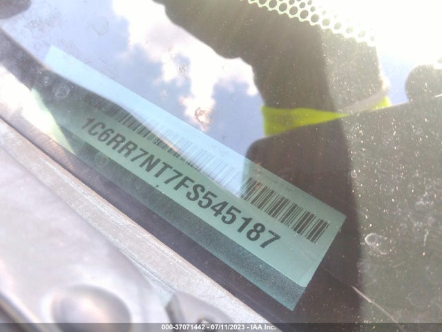 1C6RR7NT7FS545187 RAM 1500 Laramie