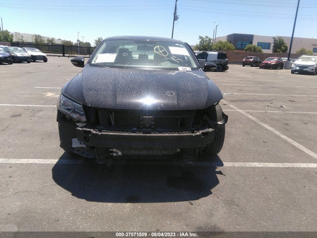 1VWAA7A32JC044114 Volkswagen Passat 2.0t S/r-line
