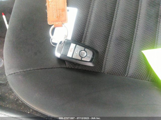 3FA6P0HD1KR108357 Ford FUSION SE