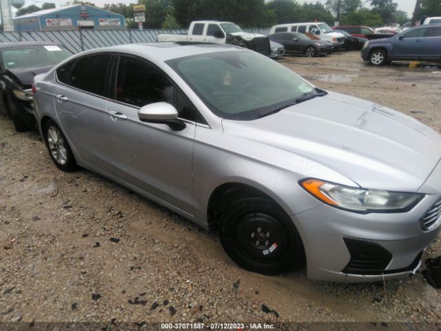 3FA6P0HD1KR108357 Ford FUSION SE