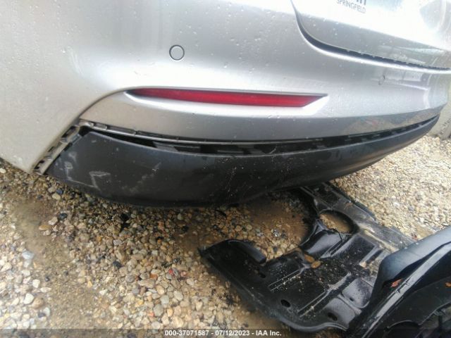 3FA6P0HD1KR108357 Ford FUSION SE