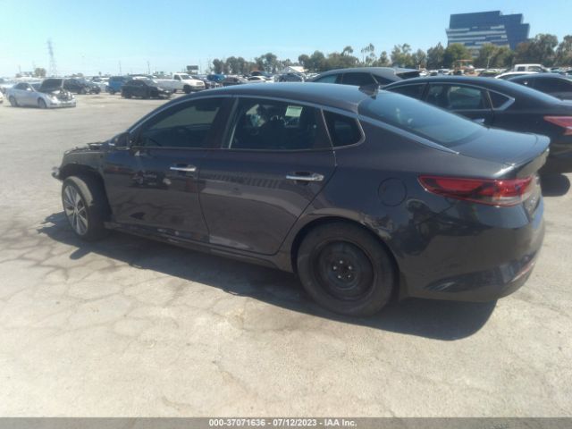 5XXGT4L39JG255698 KIA Optima S