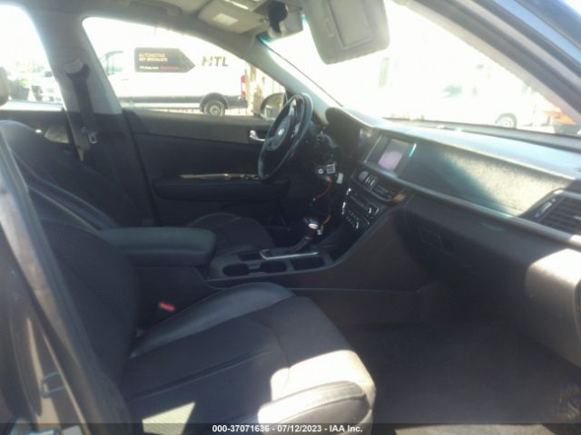5XXGT4L39JG255698 KIA Optima S