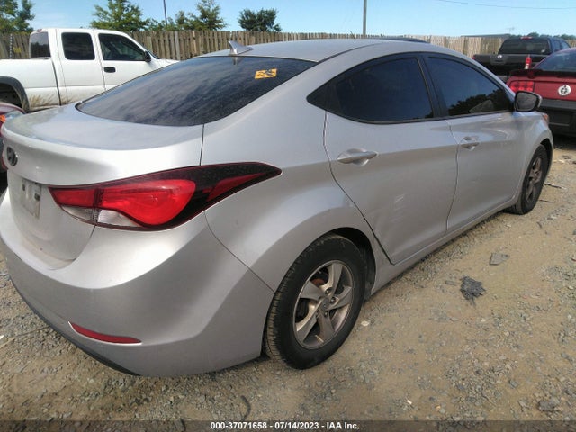Hyundai ELANTRA SE 2015 5NPDH4AE6FH631553 Image 4