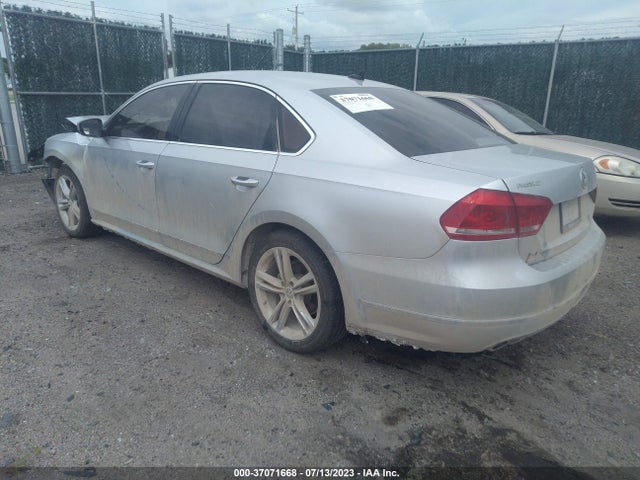 1VWCV7A36FC046226 Volkswagen Passat 2.0l Tdi Sel Premium