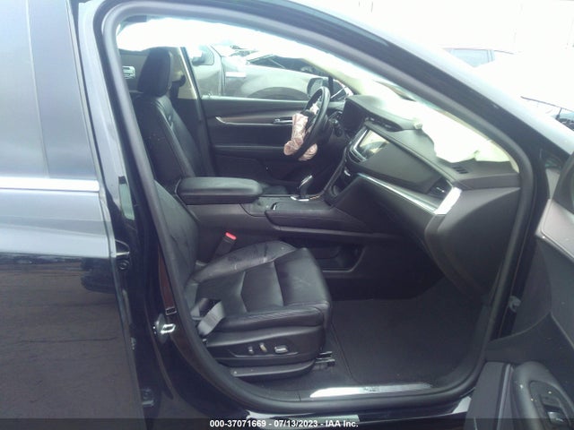 1GYKNBRS3HZ107961 Cadillac Xt5 Luxury Fwd