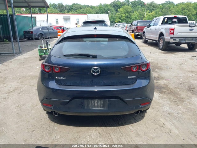 2019 MAZDA MAZDA3 HATCHBACK W/PREMIUM PKG VIN: JM1BPANMXK1117863