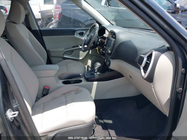 KNDJ23AU8L7037536 KIA SOUL LX