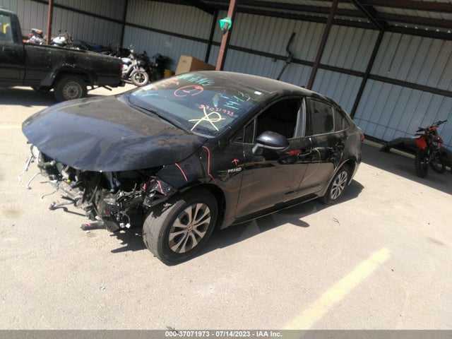 Toyota Corolla Hybrid Le 2021 JTDEAMDE4MJ007453 Image 2