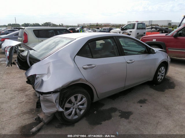 Toyota COROLLA LE 2016 5YFBURHE5GP519661 Image 4