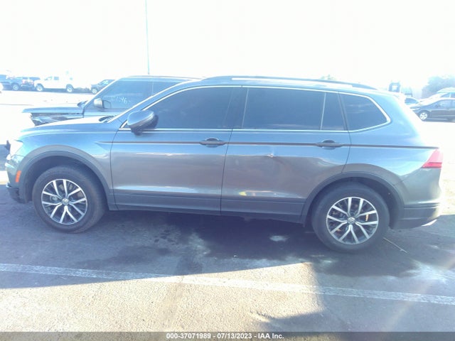 3VV3B7AX1KM140314 Volkswagen TIGUAN SE