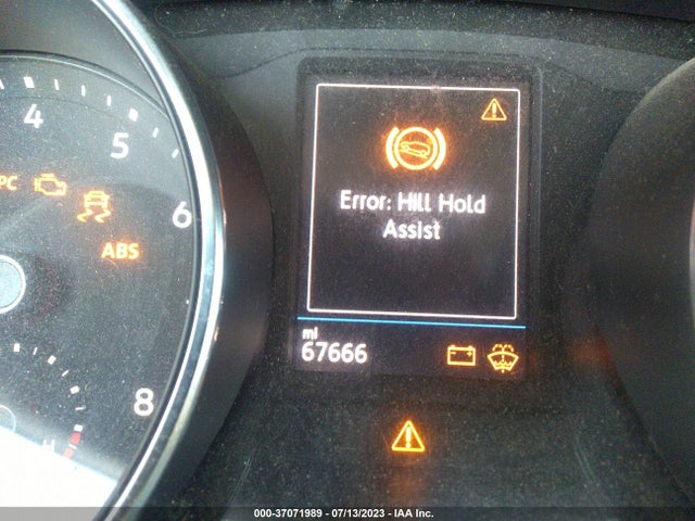 3VV3B7AX1KM140314 Volkswagen TIGUAN SE